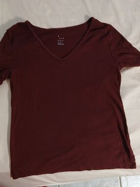 a new day Women's V-Neck Tee in Burgundy
